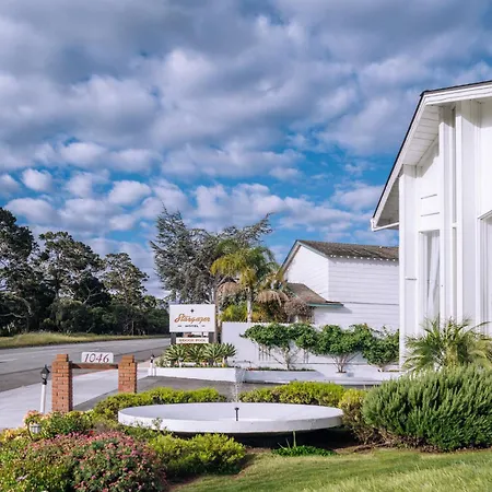 Stargazer Inn&Suites-2